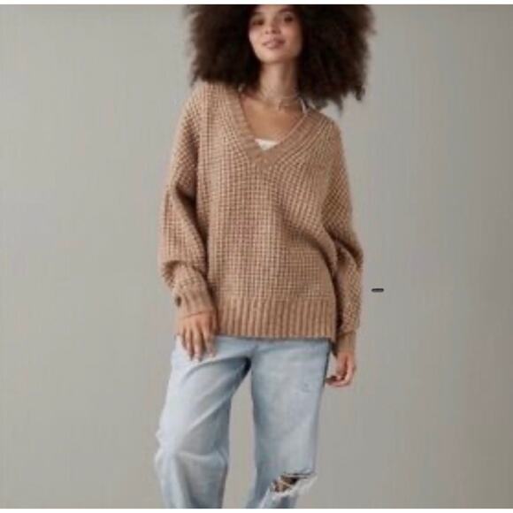 American Eagle Outfitters Tan OVERSIZED V NECK Knit TRENDY Sweater XS - Picture 1 of 13